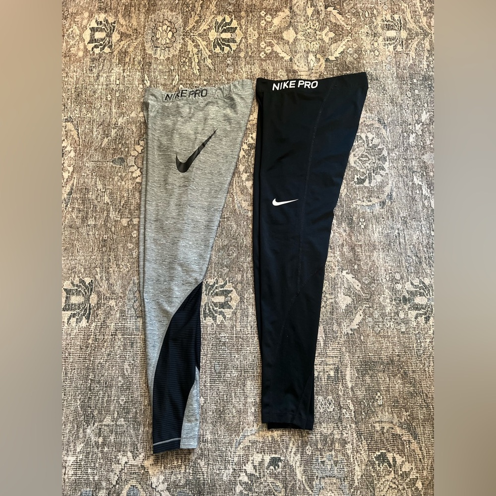 EUC Set of 2 NIKE PRO Leggings Pant size small